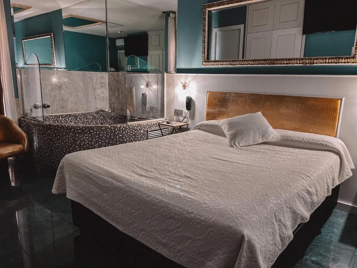 Hotel H Granollers 3*,